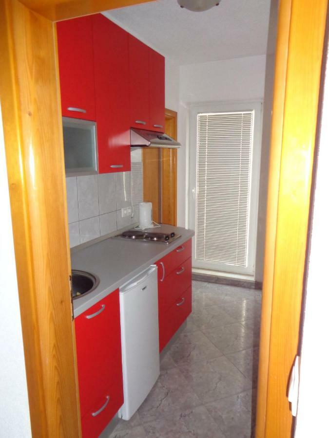 Apartments Radoš Lokva Rogoznica Exterior foto