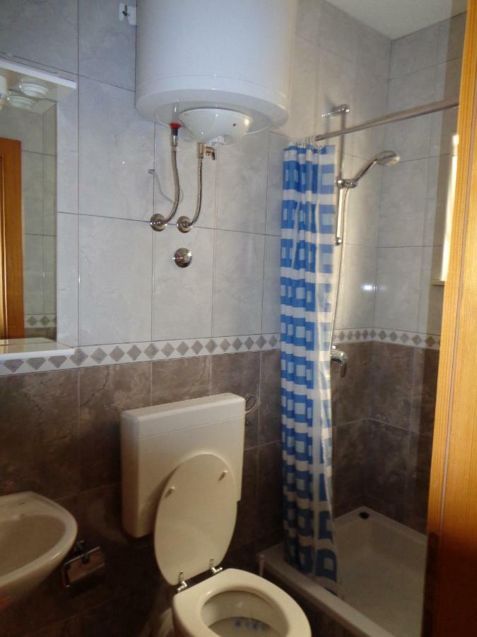Apartments Radoš Lokva Rogoznica Exterior foto